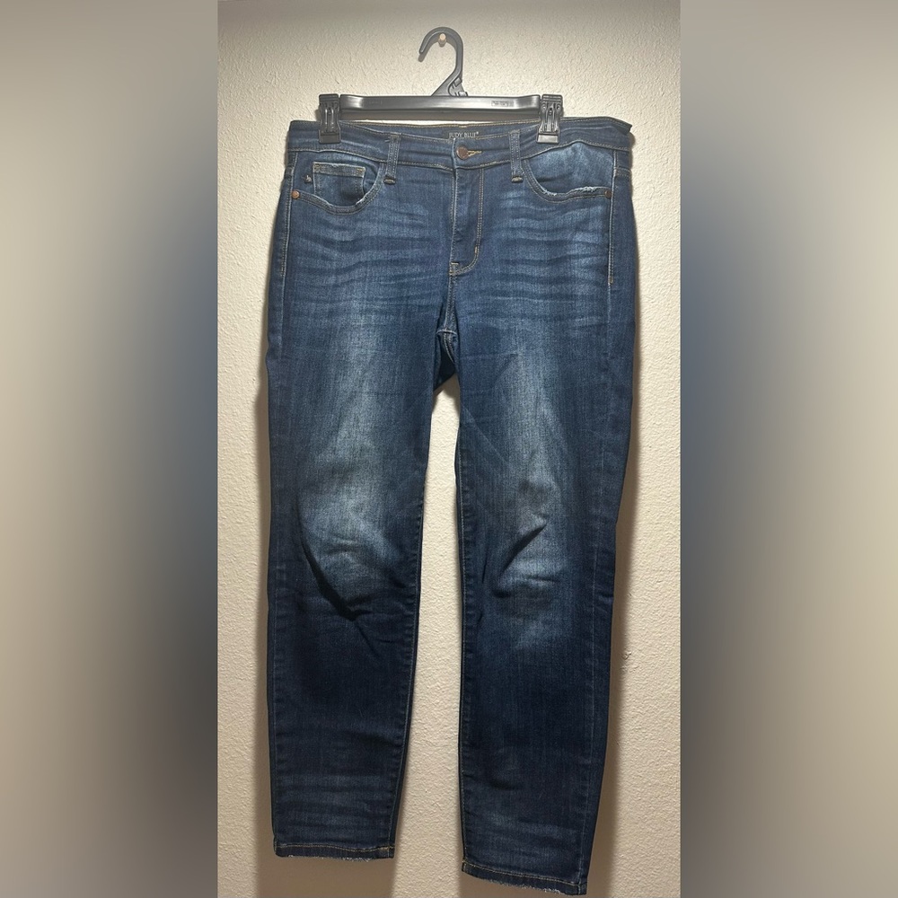 Judy Blue Dark Wash Jeans, Relaxed Fit Skinny Jeans, Women’s Size 11/30.